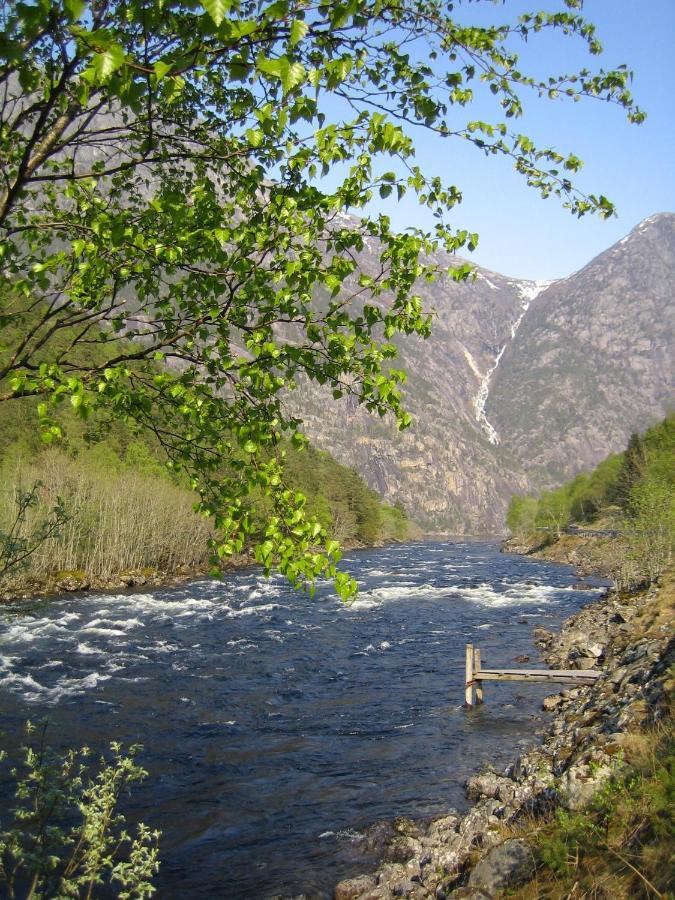 Kvamsdal Pensjonat 3 Ейдфйорд Екстер'єр фото